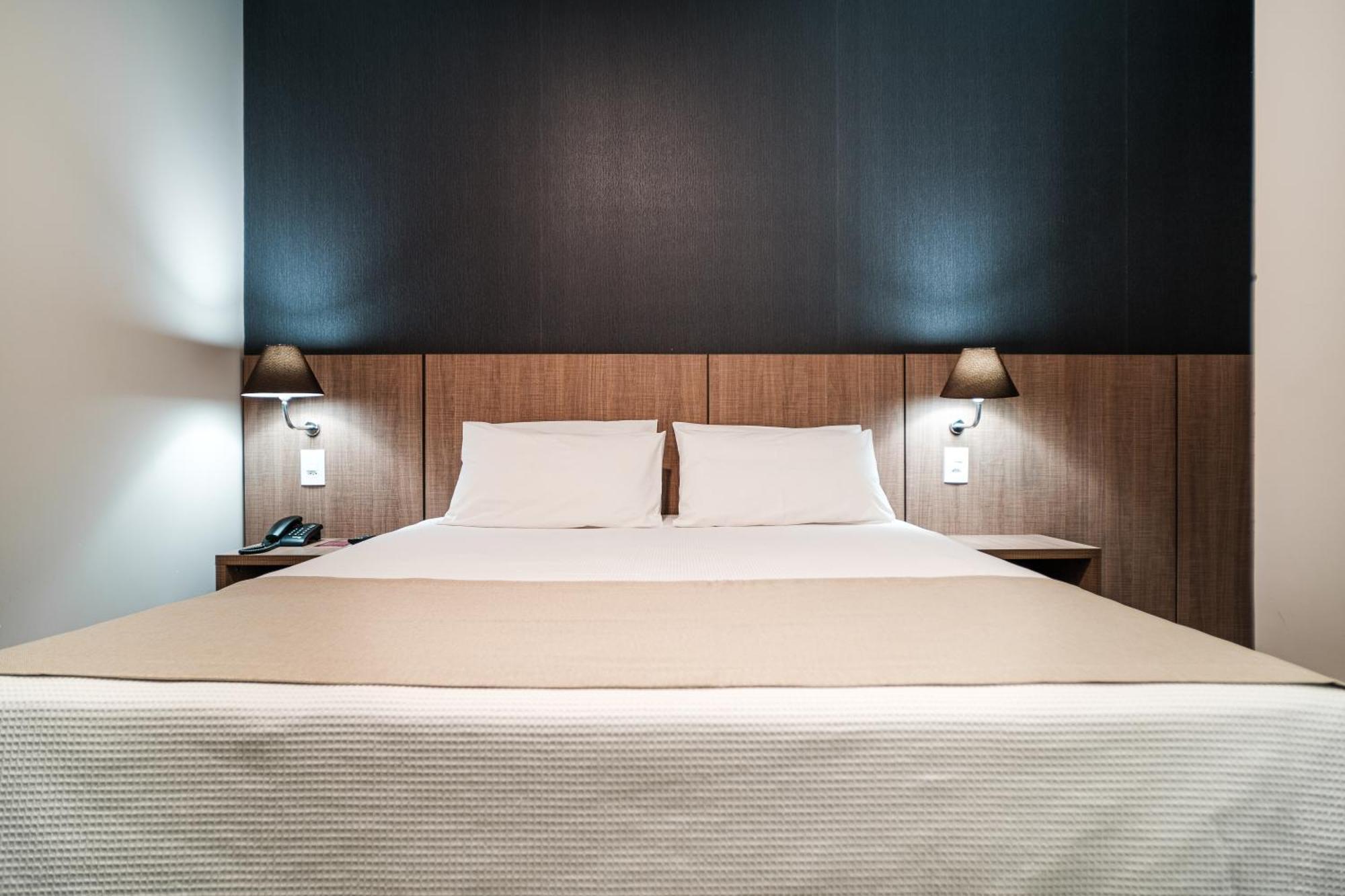 Bello Hotel Толедо Экстерьер фото