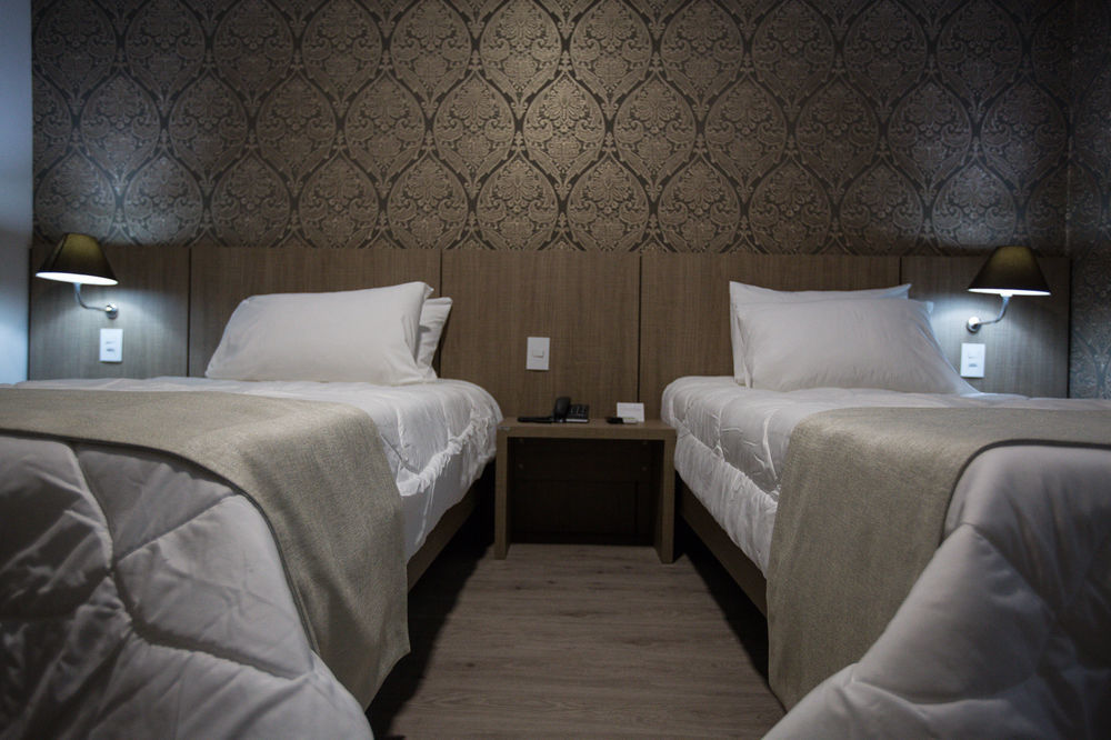 Bello Hotel Толедо Экстерьер фото