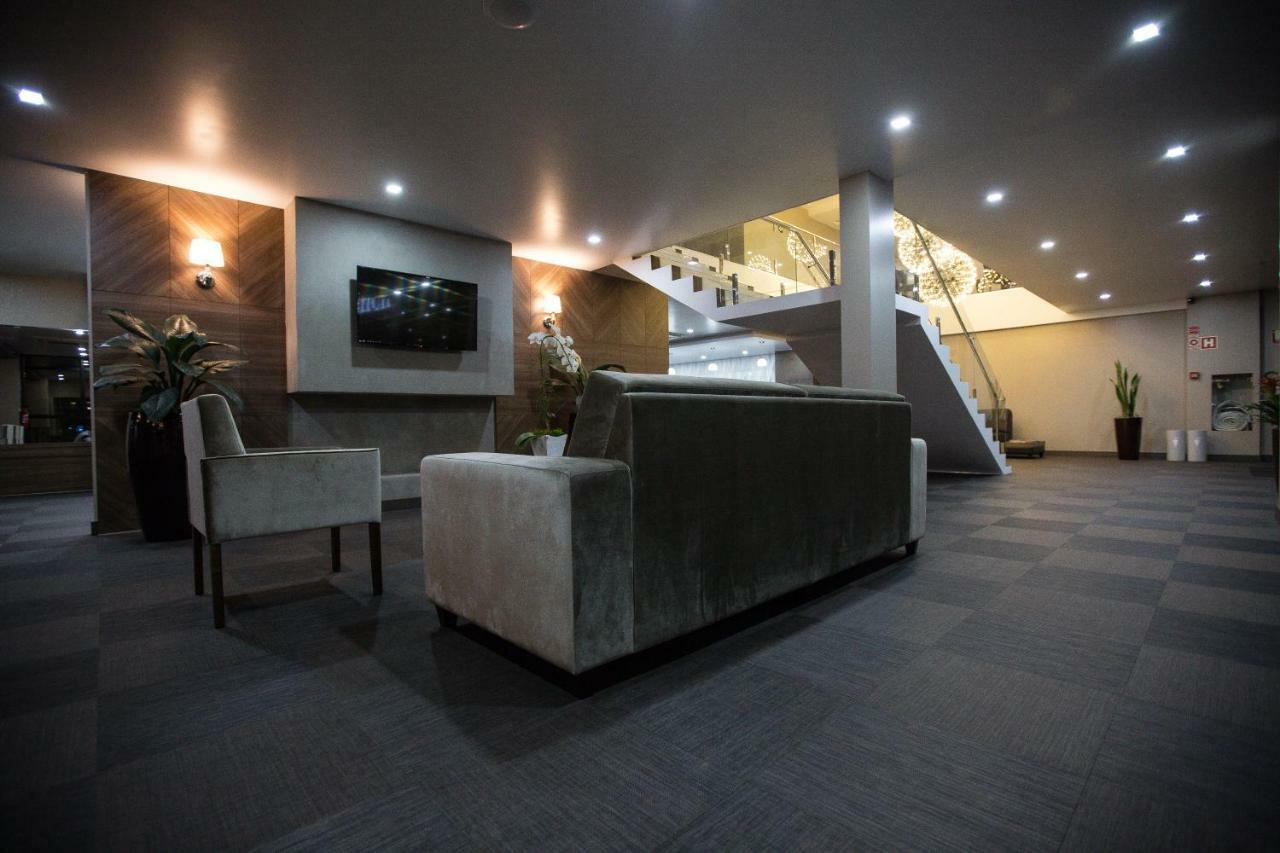 Bello Hotel Толедо Экстерьер фото